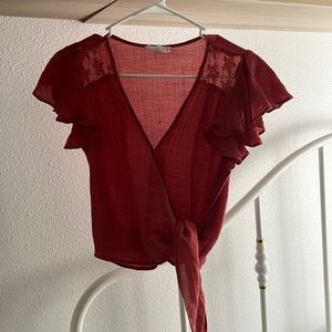 V neck crop top with ruffled sleeves